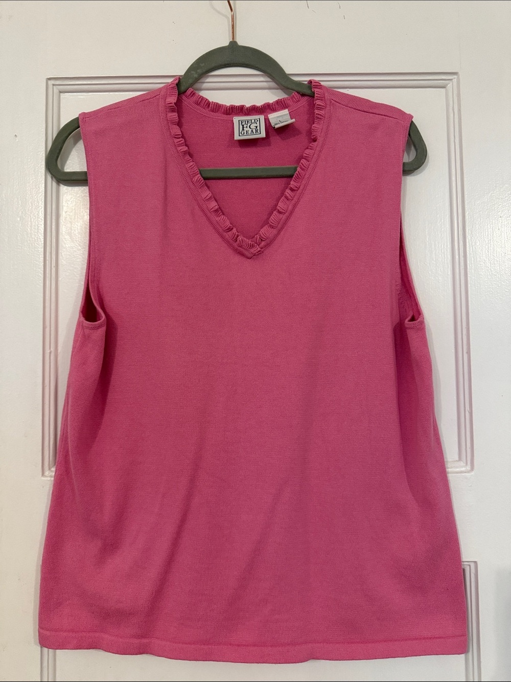Field Gear Women's Pink Ruffle V-Neck Sleeveless Tank